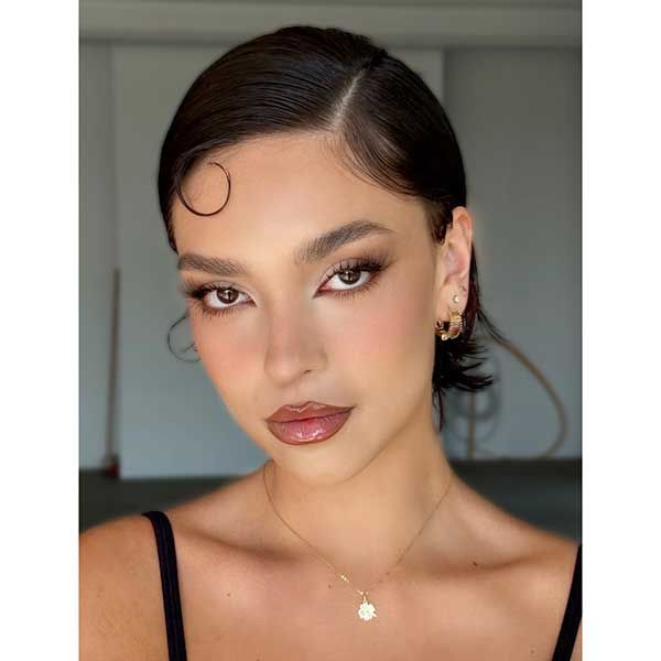 Makeup Factory Velvet Lifting Foundation Light Beige
